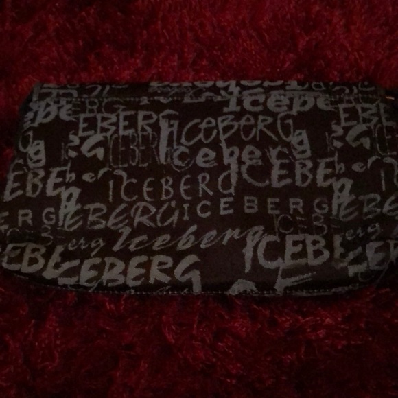 Nice one of a kind clutch - Picture 2 of 6